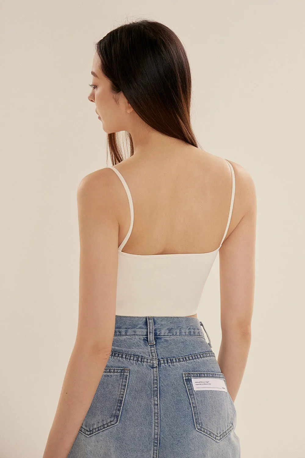 輕透細肩帶 BraTop<br>ESSENTIAL T-SHIRT BRA TOP
