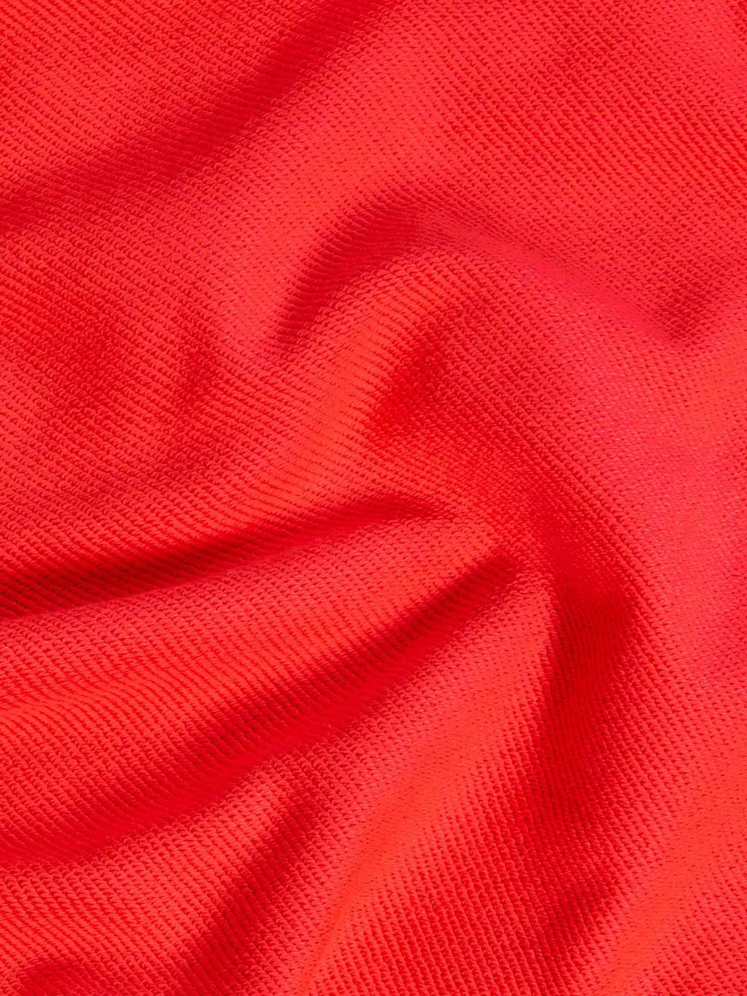 365 Midweight Shorts—dragon fruit red