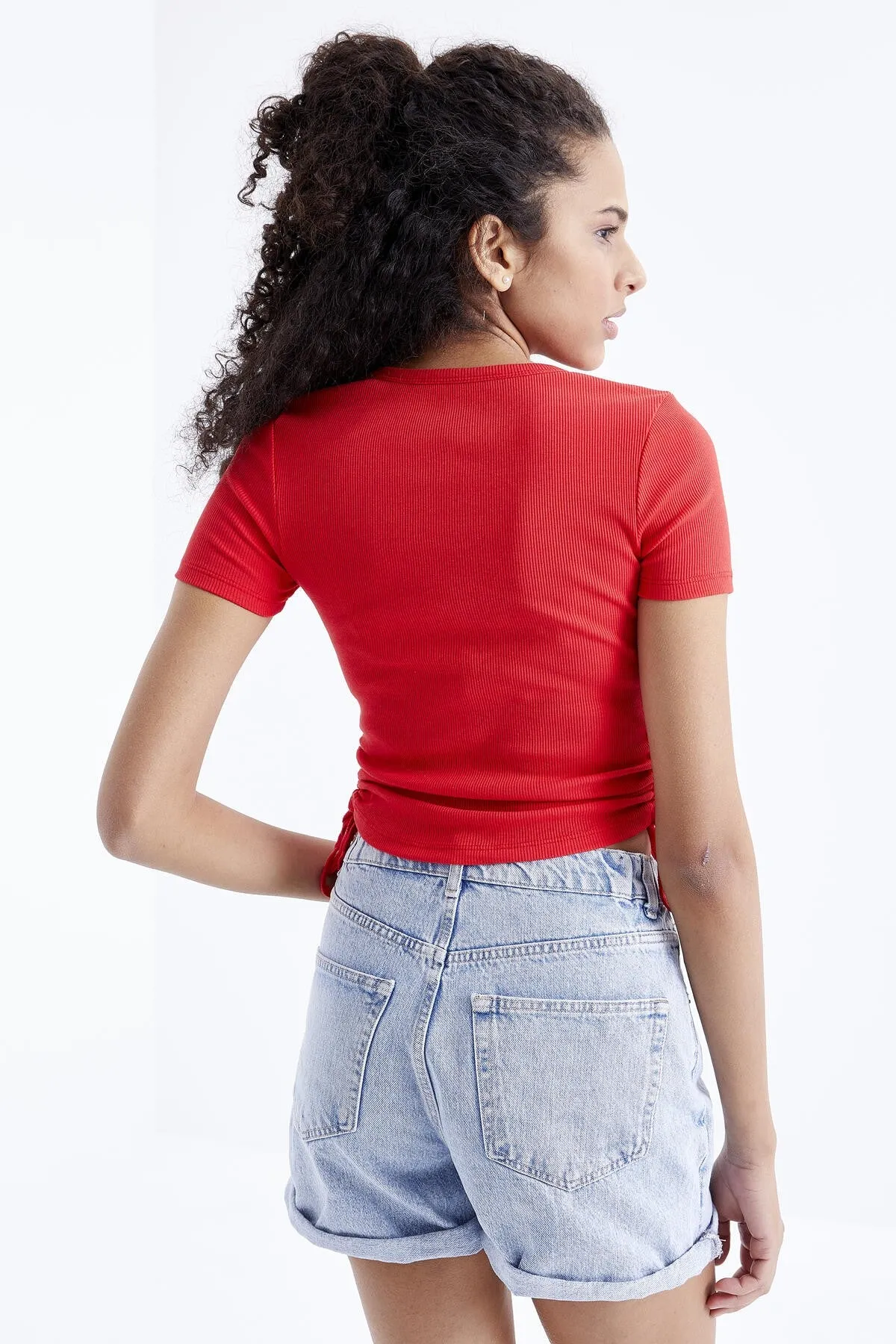 basic yani büzgülü o yaka kadin crop top t-shirt - 97203