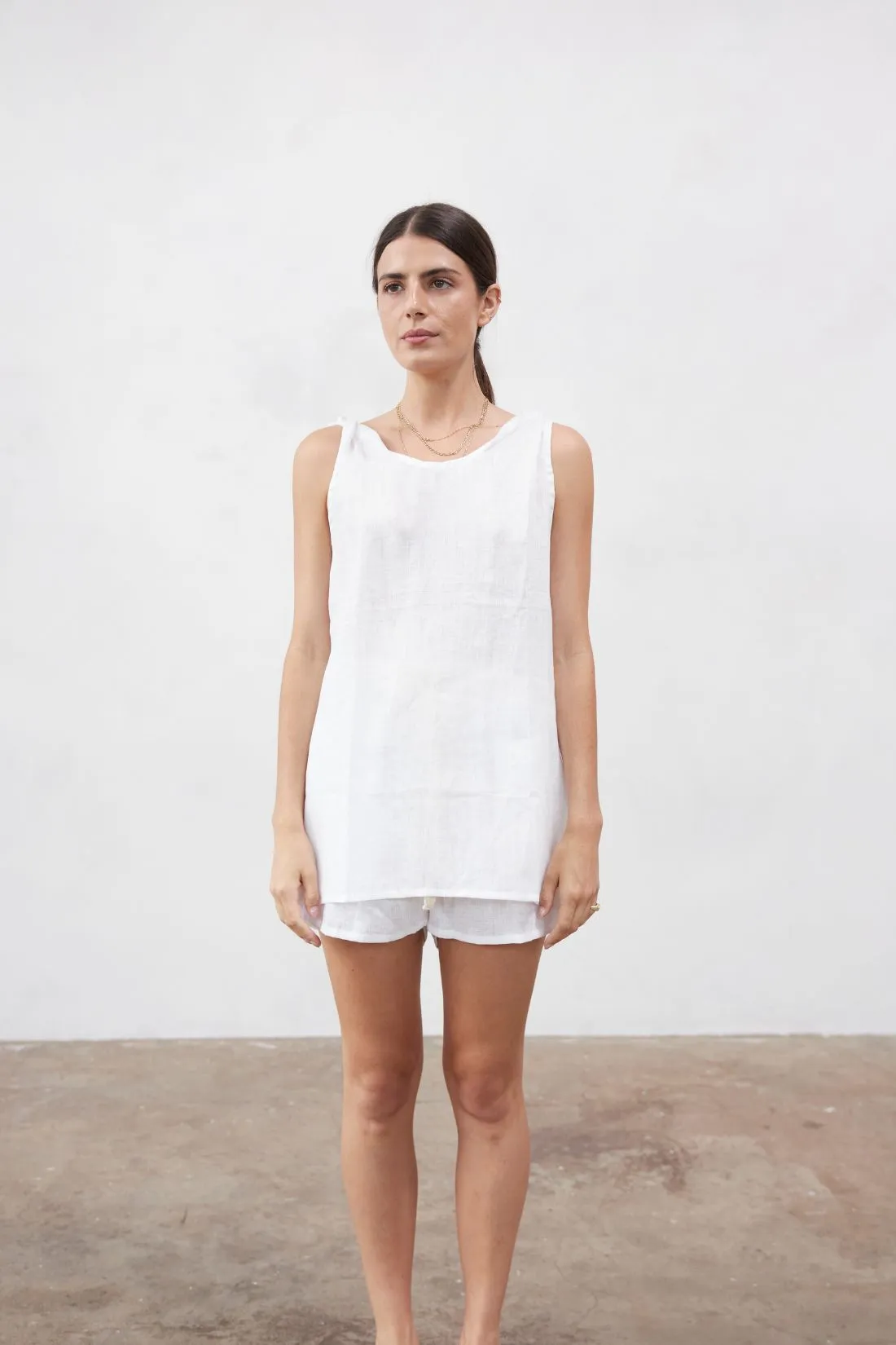 Burns Twist Linen Top White