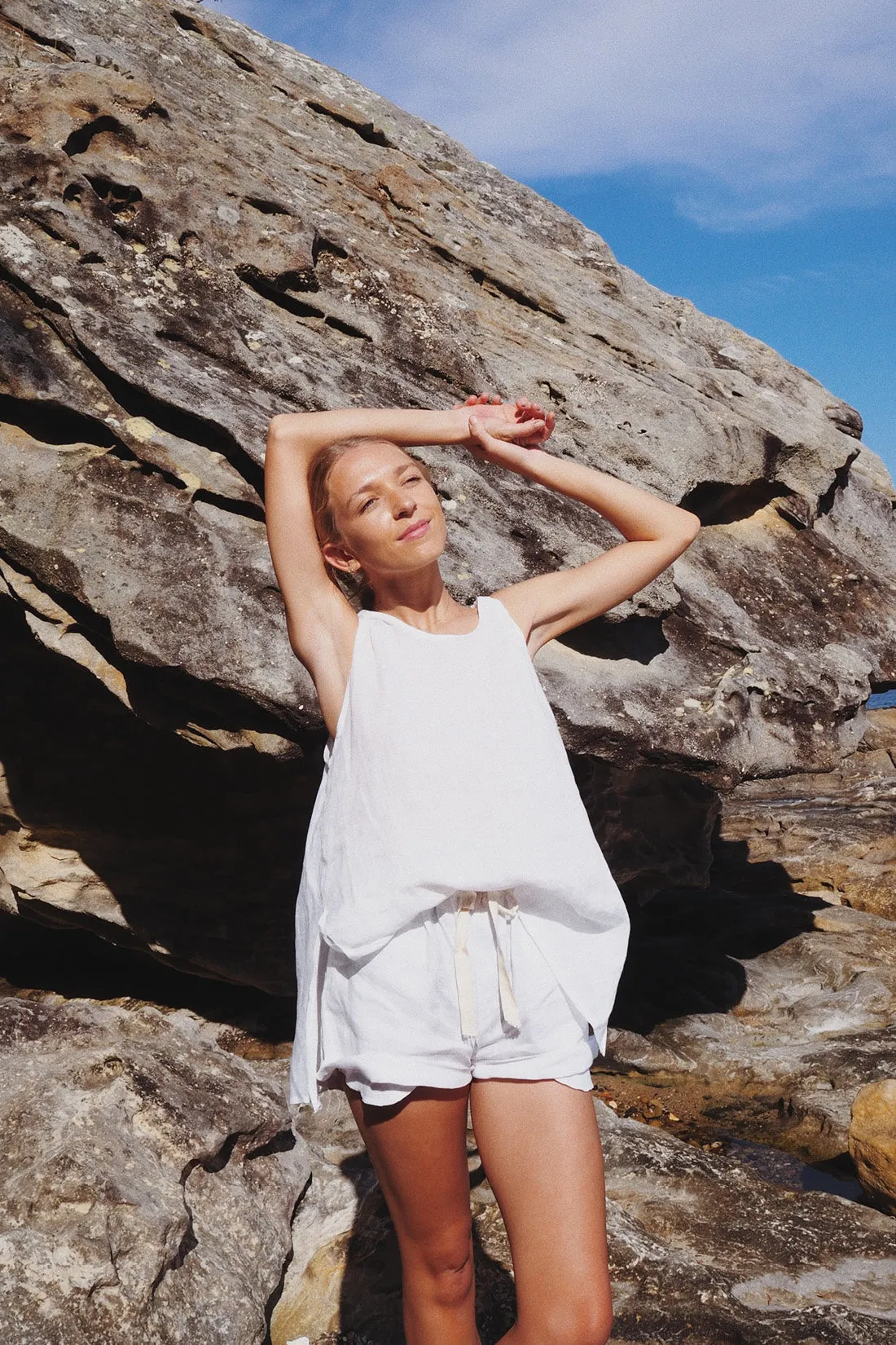 Burns Twist Linen Top White