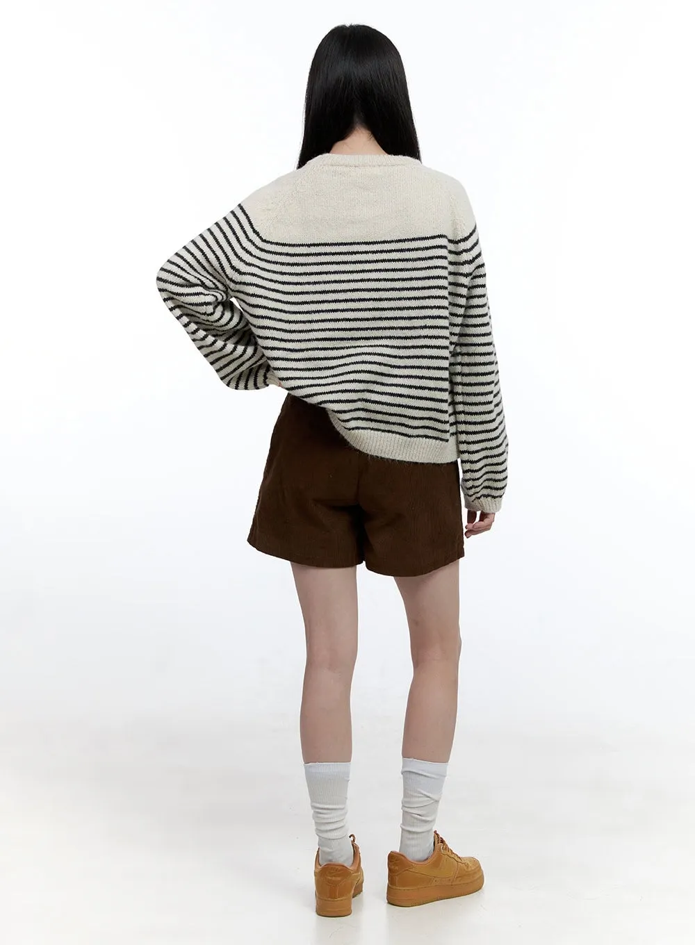 Corduroy Chic Shorts OO429