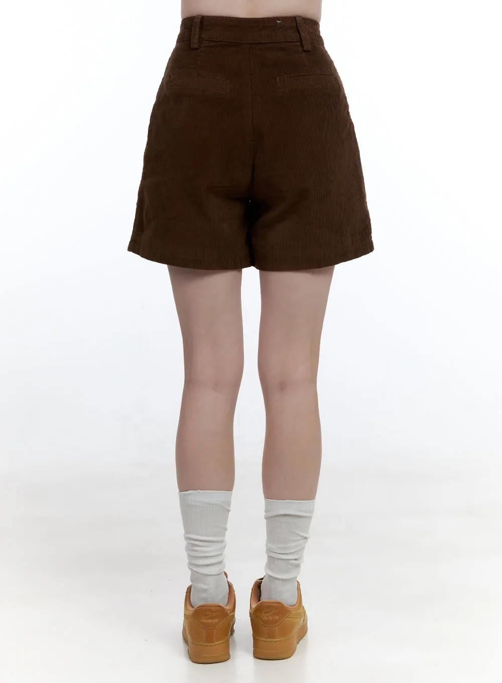 Corduroy Chic Shorts OO429