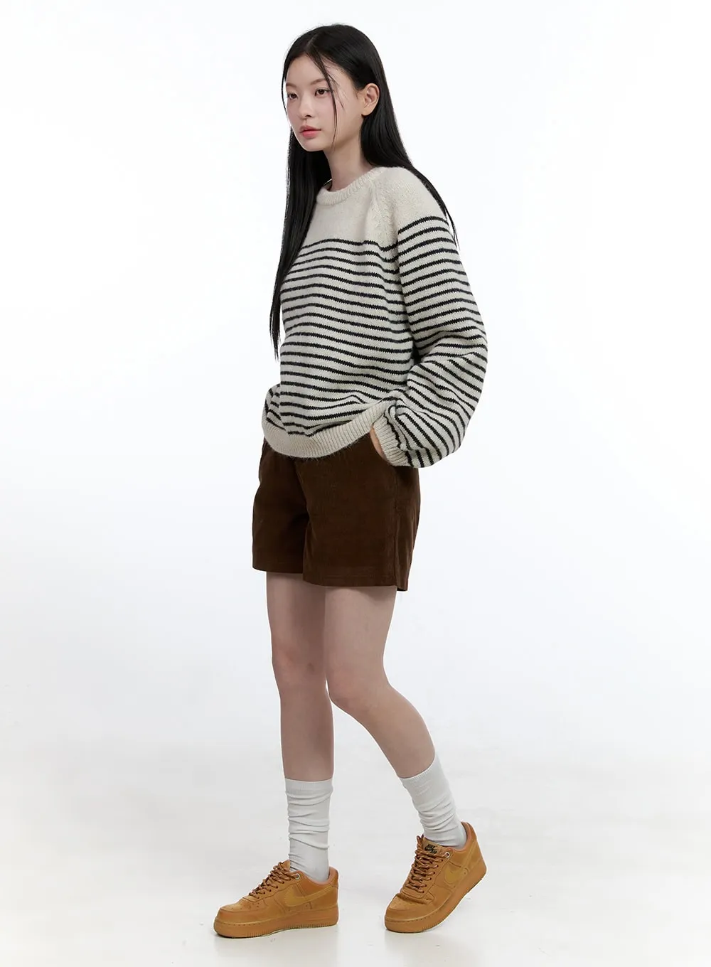 Corduroy Chic Shorts OO429