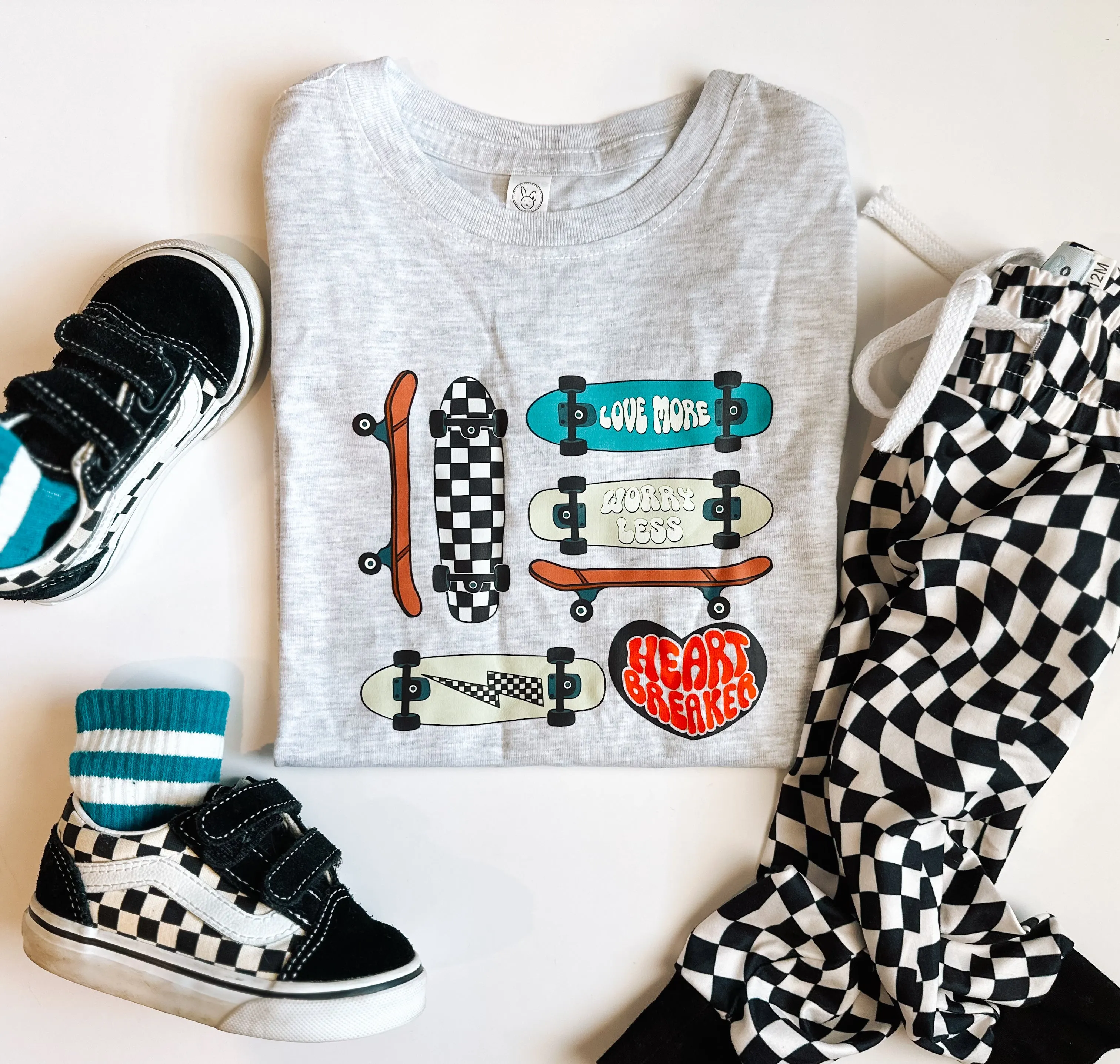 Heartbreaker | Grey Graphic T-shirt