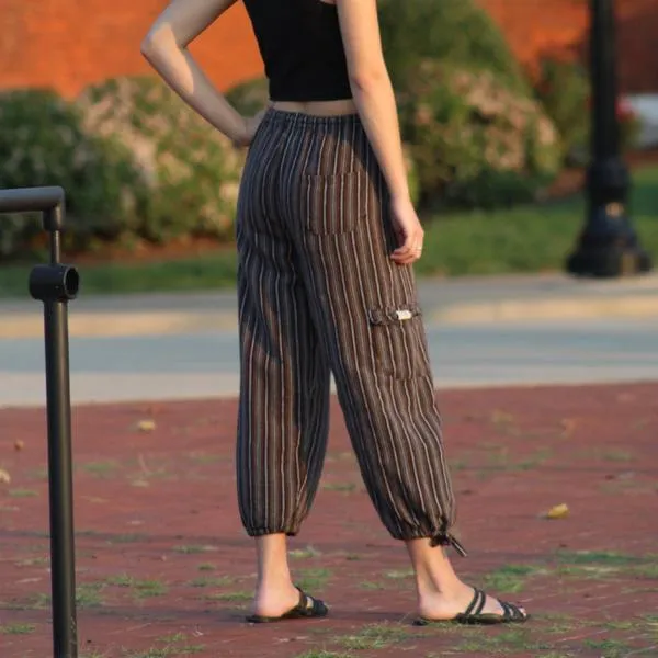 (Small) Greyish with White stripes 0226