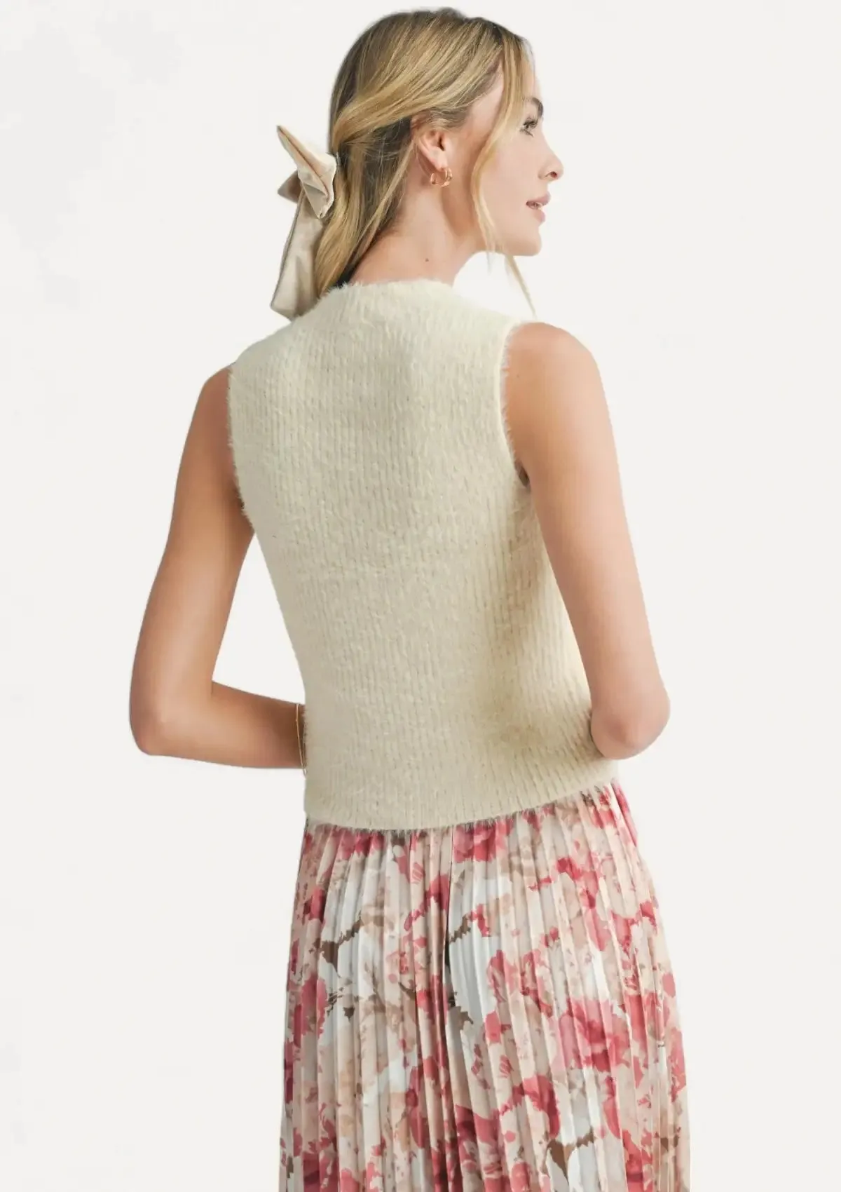 Tanna Fuzzy Sweater Tank Top - Ivory
