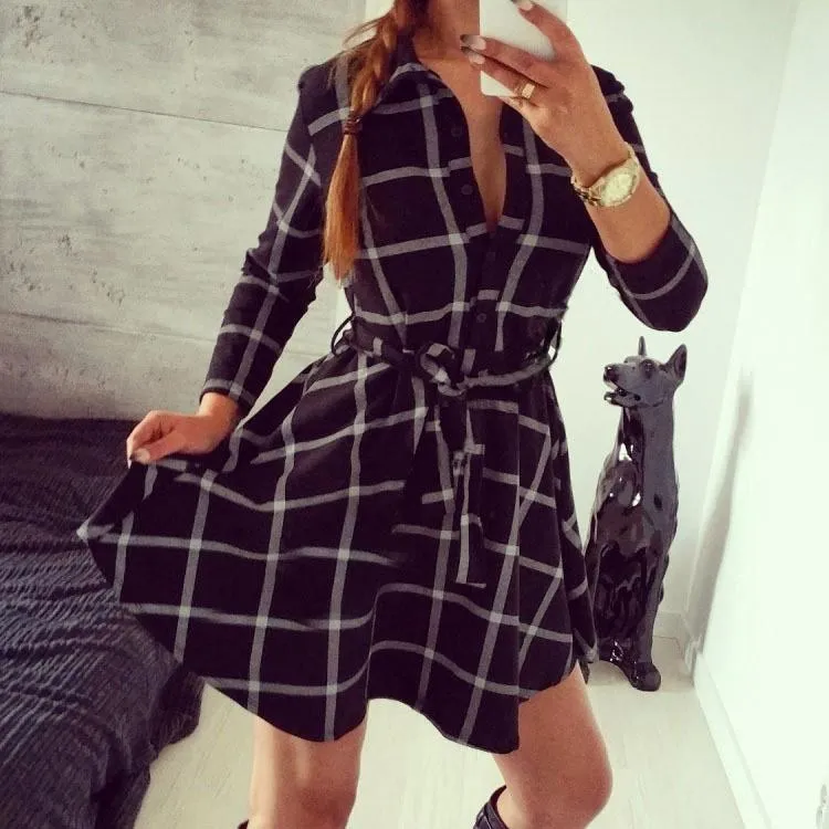 Wholesale Classic Collar 3/4 Length Sleeve Grid Mini Dresses